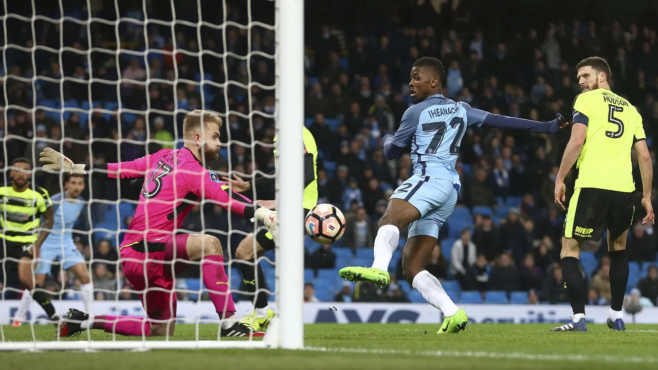 Manchester City, Huddersfield Town, Piala FA