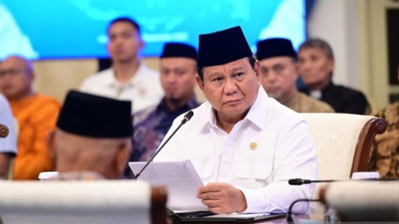 VIDEO: Bersumpah, Prabowo Emosi Tinggi Hadapi 'Mafia' Usai Jenguk Polisi Terluka Parah saat Demo