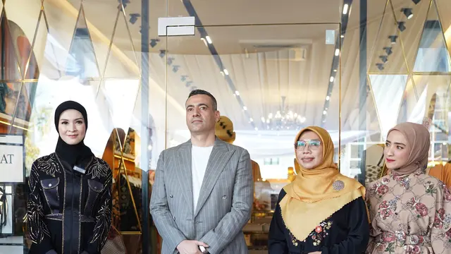 Hikmat Showroom