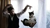 Deretan Foto Kucing yang Momen Jepretnya Pas Banget!