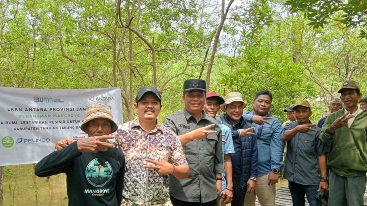 Pemkab Tanjab Barat Genjot Perbaikan Jalan Ekowisata Mangrove Pangkal Babu untuk Kemudahan Akses