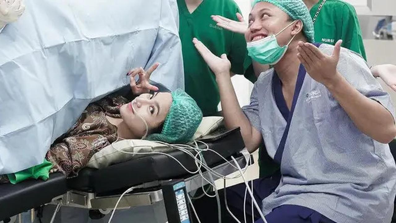 Tak Hanya Mahalini, 4 Artis Ini Merayakan Hari Lebaran Perdana dengan Anak Pertama Mereka: Ada Sudah Menunggu hingga 5 Tahun