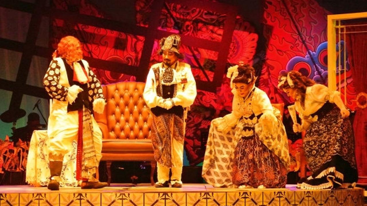 Menyaksikan kehidupan kota korup di panggung Teater Koma