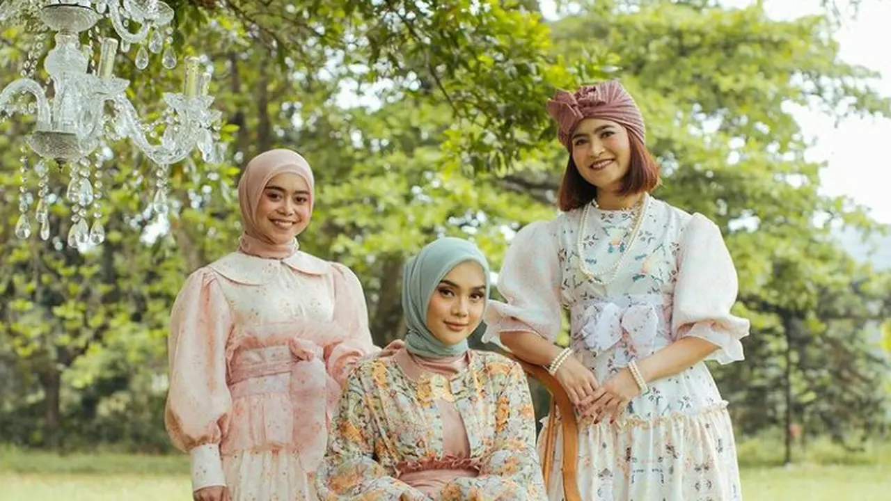 Diary Fimela: Kisah Sukses Brand Fashion Lokal, Jadi Langganan Selebritas Tanah Air hingga Tampil di Times Square New York