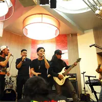 Launching album 3 To Rock (Boomerang, Grassrock, D'Bandhits) (Nurwahyunan/bintang.com)