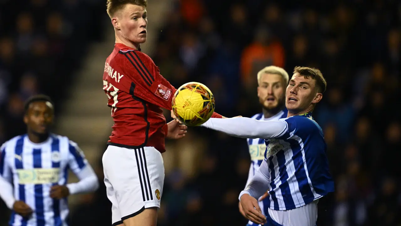 Wigan vs Manchester United