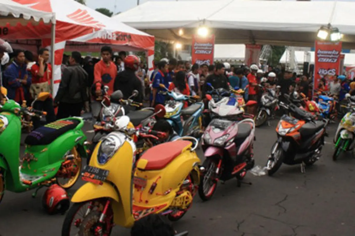 Honda Otocontest (HOCS) 2013 Jember (Welovehonda)