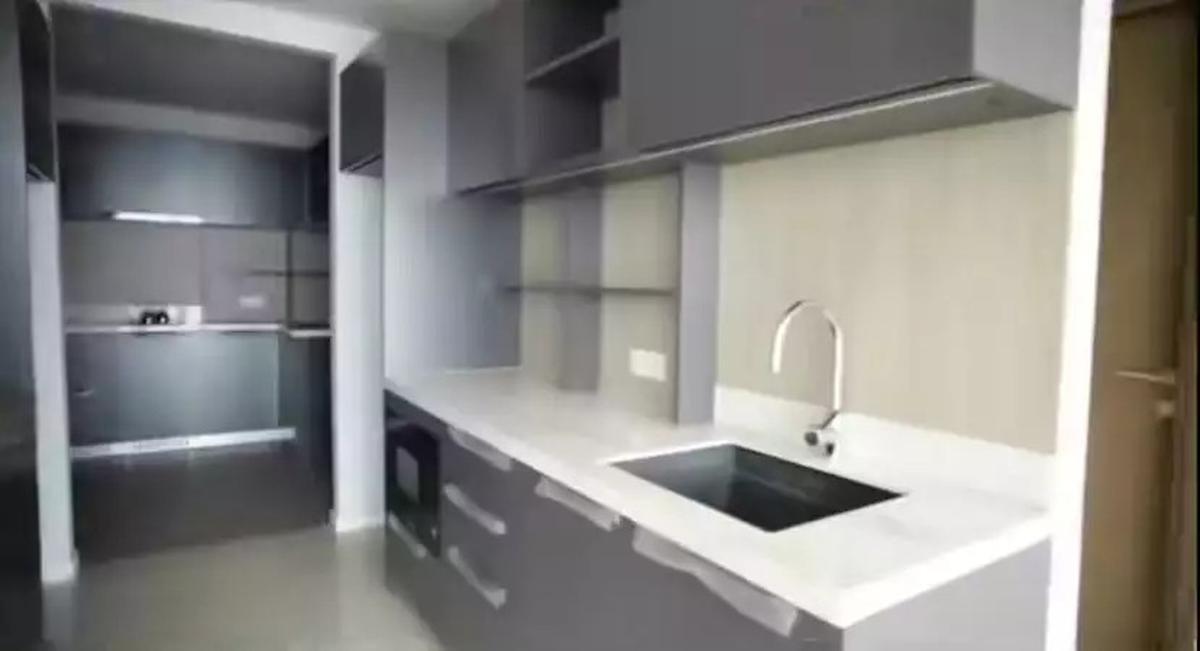Tampak Elegan