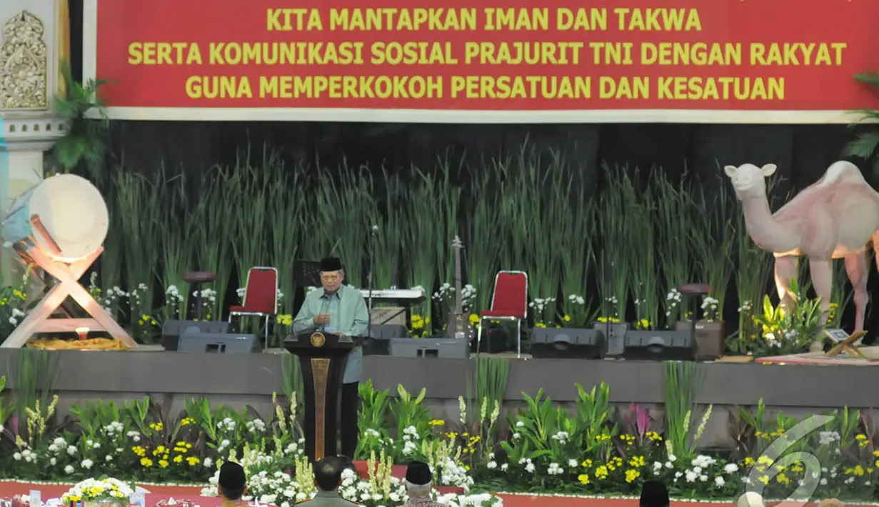 Presiden SBY memberikan pesan agar TNI harus mempunyai hard power, soft power dan smart power, Cilangkap Jakarta Timur, Kamis (3/7/2014) (Liputan6.com/Herman Zakharia)