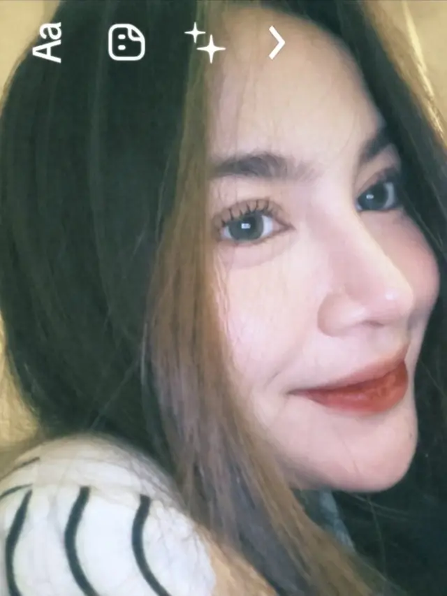 Mahalini Lepas Hijab