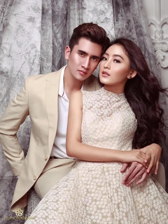 [Bintang] Verrell Bramasta dan Natasha Wilona