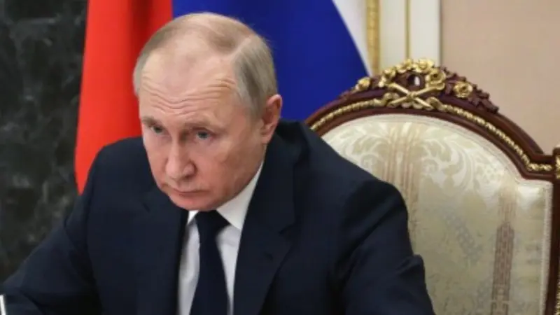 Presiden Rusia Vladimir Putin pada Maret 2022, sekitar dua minggu setelah negaranya menginvasi Rusia.