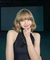 Sering tampil beragam gaya rambut, Lisa BLACKPINK bisa dijadikan salah satu inspirasi untuk kencan [instagram/lalalalisa_m]