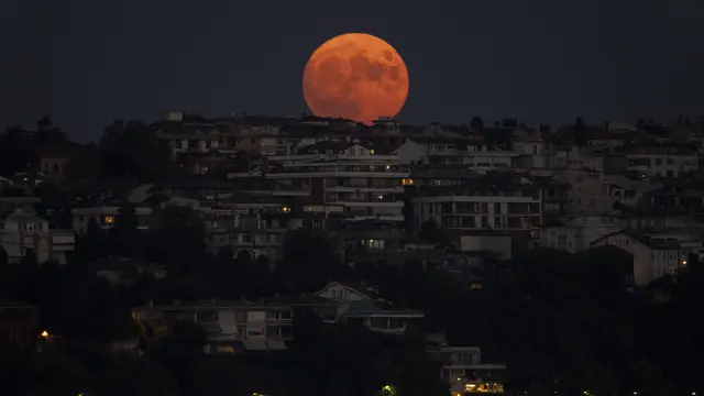 Supermoon Terakhir Tahun Ini di Bulan Agustus