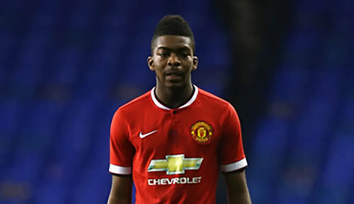 5. Ro-Shaun Williams. Bek tengah yang disebut memiliki gaya bermain seperti Marcos Rojo ini memiliki kemampuan lompatan dan lari yang mumpuni. (www.zimbio.com)