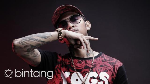 Editor Says Pilih Jadi Fans Atau Haters Young Lex Lifestyle Fimela Com fans atau haters young lex