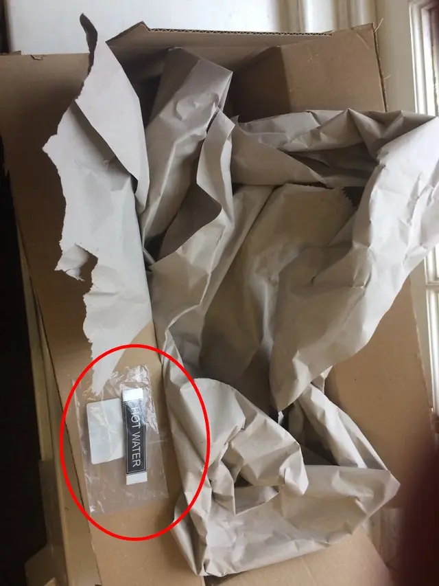 Seperti Dikerjai, Ini 7 Potret Isi Paket Mini yang Dibungkus Berlapis-lapis