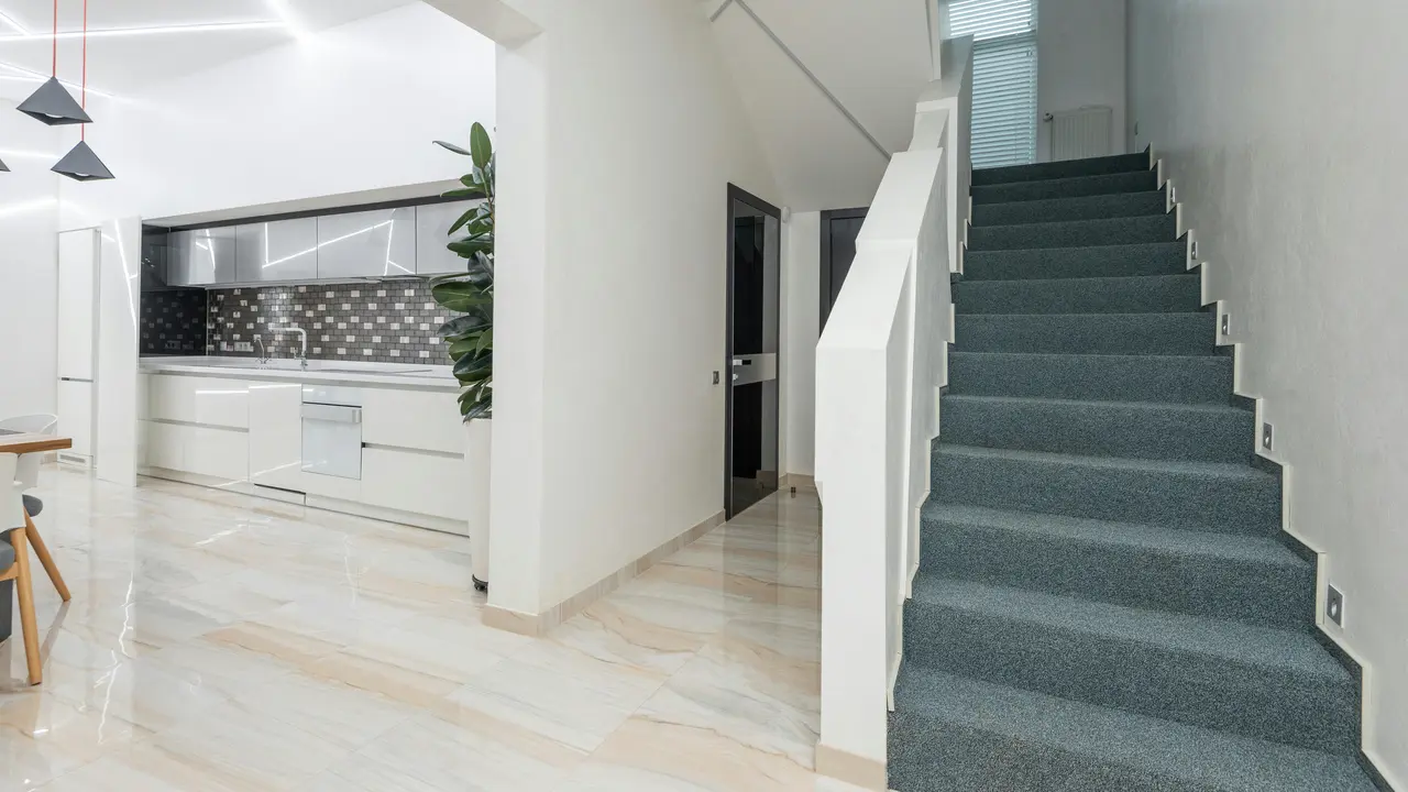 Warna Tangga Rumah