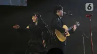 Isyana Sarasvati dan Suami Rayakan 17 Tahun Kenalan di Konser Lost in Harmony, Mesra-mesraan Sambil Kenang Pernikahan