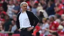 Manajer Manchester United, Jose Mourinho, menyindir permainan bertahan yang diterapkan Chelsea pada final Piala FA 2017-2018. (AFP/Glyn Kirk)