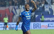 FOTO: Aksi Duo Striker Brasil di Persib Bandung Hajar Madura United di Leg 1 Final BRI Liga 1 2023/2024