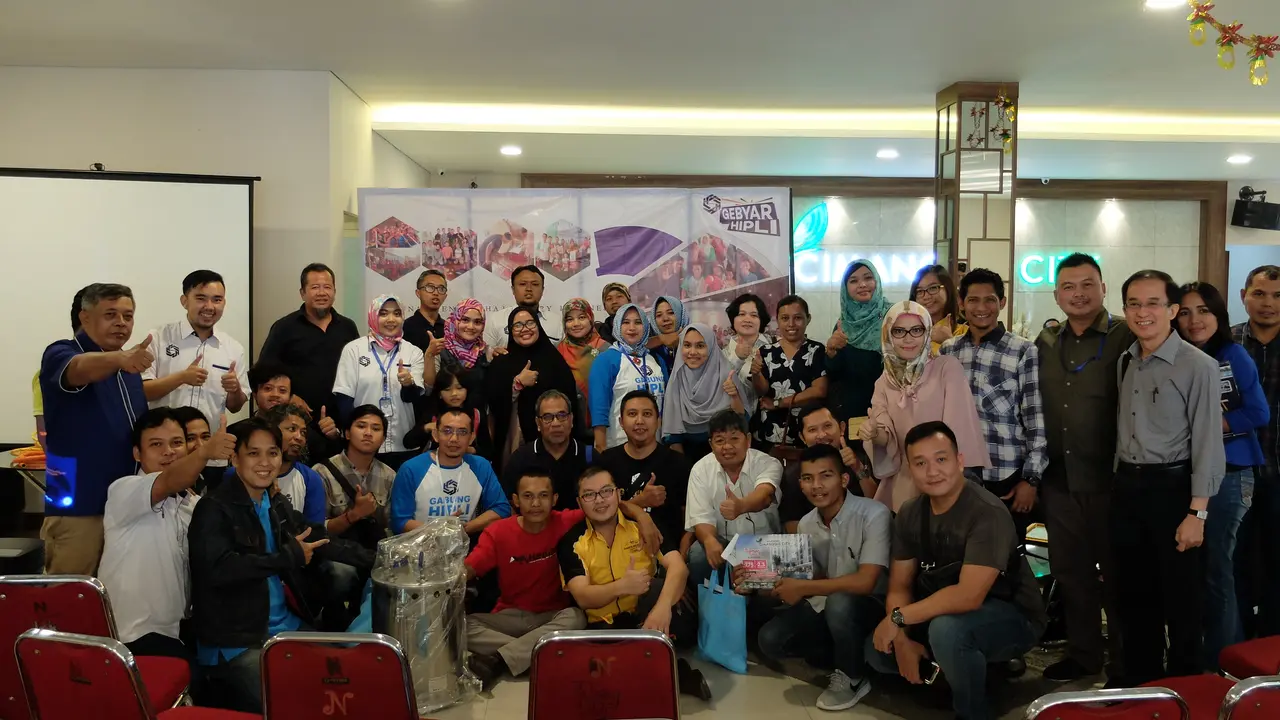 Saat ini usaha laundry memang tengah menjamur dan menjadi bisnis yang berprospek sangat baik. Namun, hendaknya pelaku usaha ini benar-benar memperhatikan dampaknya pada lingkungan.