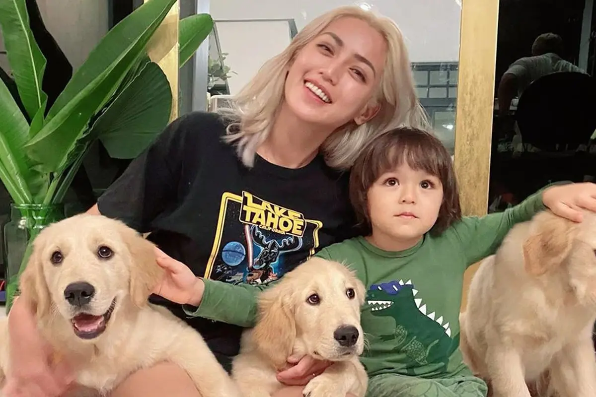 [Fimela] Jessica Iskandar dan El Barack