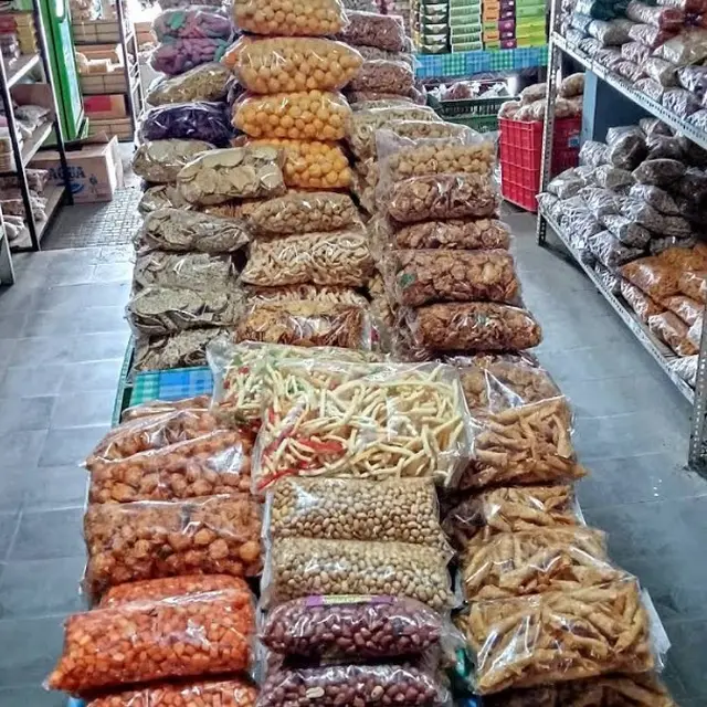 Rekomendasi Tempat Beli Snack Kiloan di Jogja