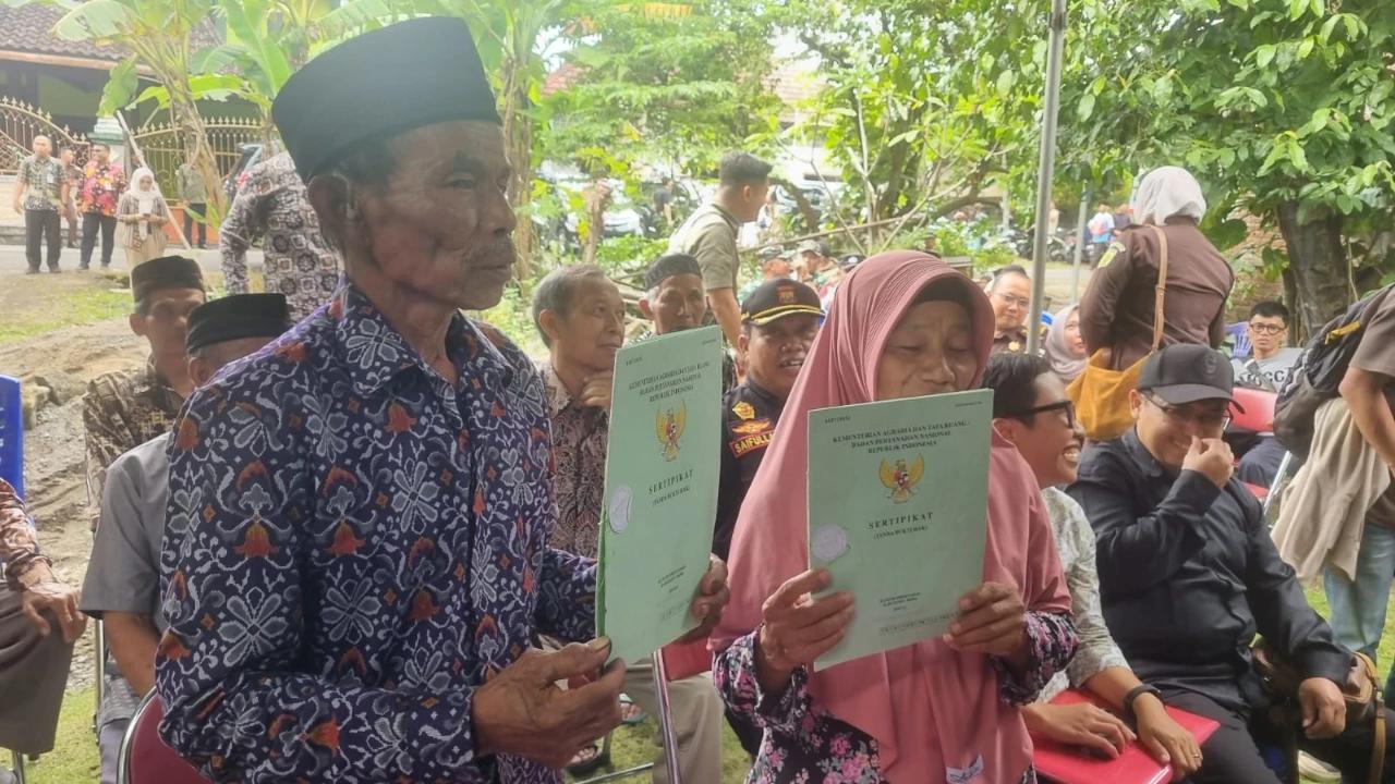 Kini Mbah Tupon Bisa Tidur Nyenyak