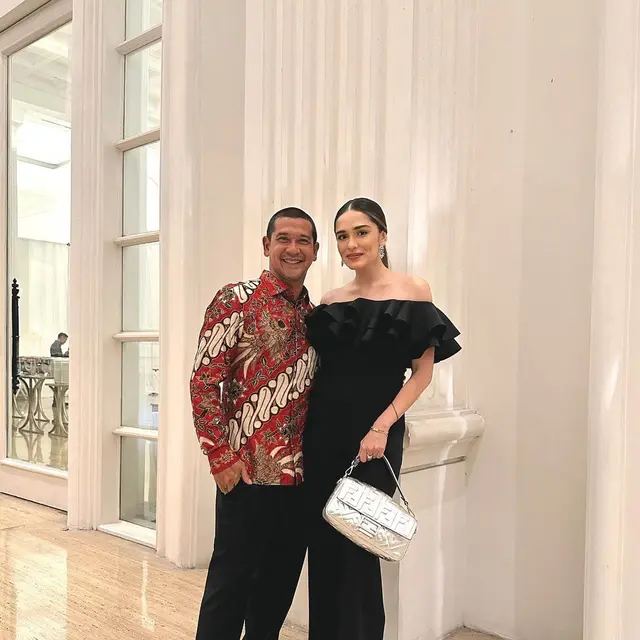6 Artis Blasteran Ini Menikah dengan Pria Asli Indonesia, Harmonis