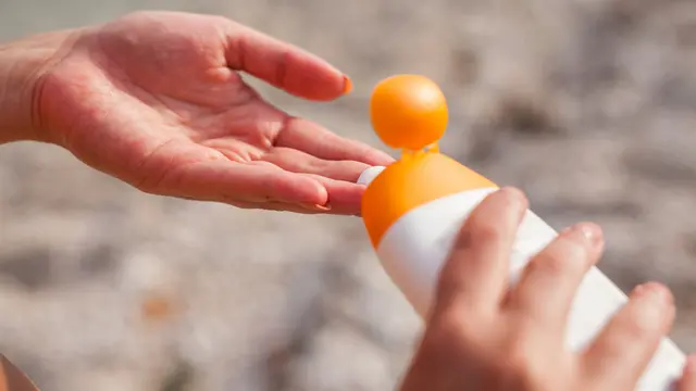 Panduan Memilih Sunscreen Terbaik untuk Tubuh, Penasaran?