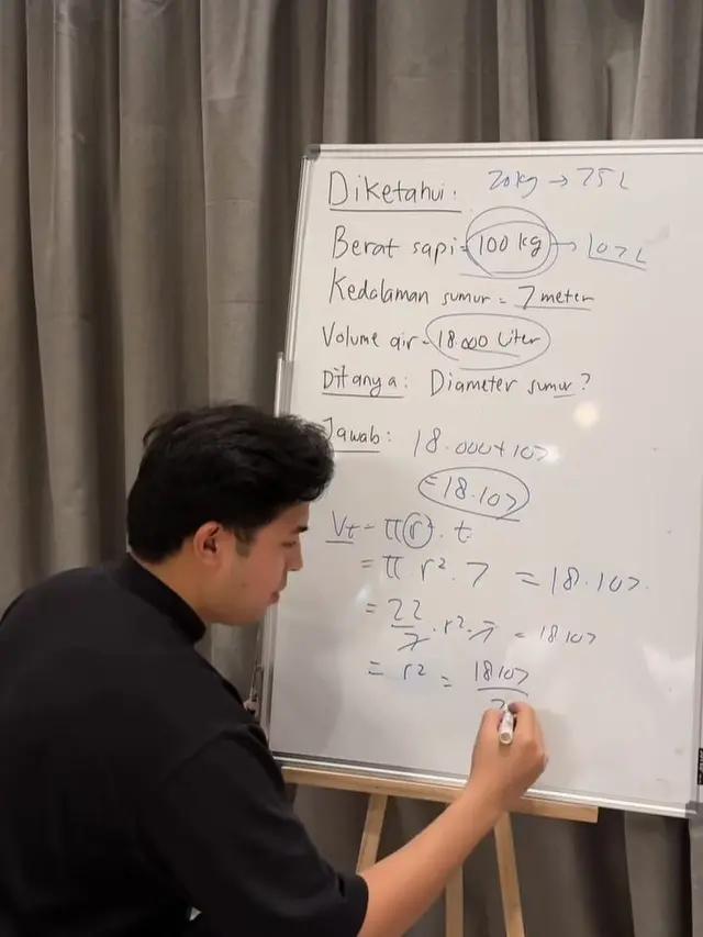 Aksi Jerome Polin hitung diameter sumur tempat jatuhnya sapi (Sumber: Instagram/@jeromepolin)