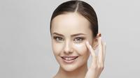 Ingin kulit cerah tanpa noda hitam dengan cepat? Rajin cuci muka dan pakai krim wajah saja belum cukup!