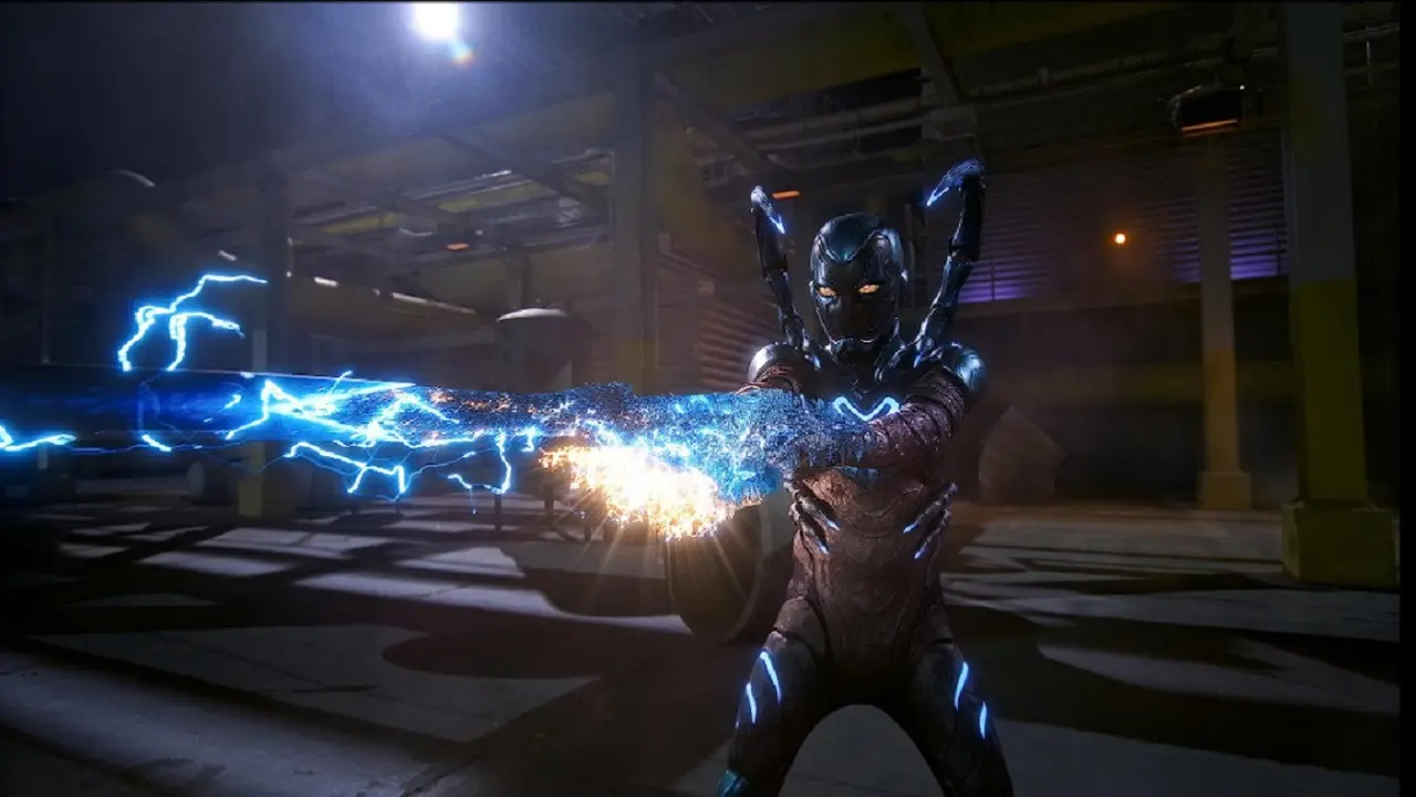 Adegan film Blue Beetle dibintangi Xolo Mariduena (Foto: Warner Bros. via IMDB.com)