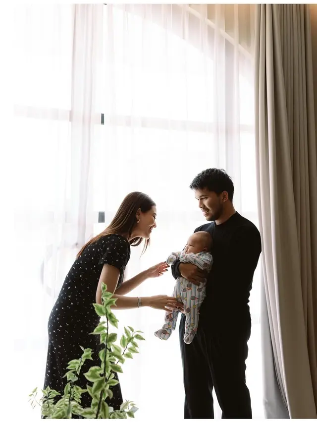 7 Potret Wajah Baby Arash, Diungkap Aaliyah dan Thariq Halilintar di Usia 3 Bulan