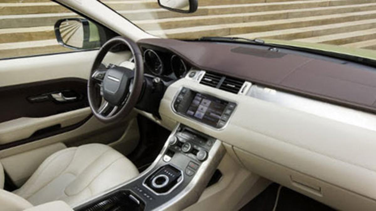 10 Desain Interior Mobil Terbaik Dunia - Berita Otosia.com