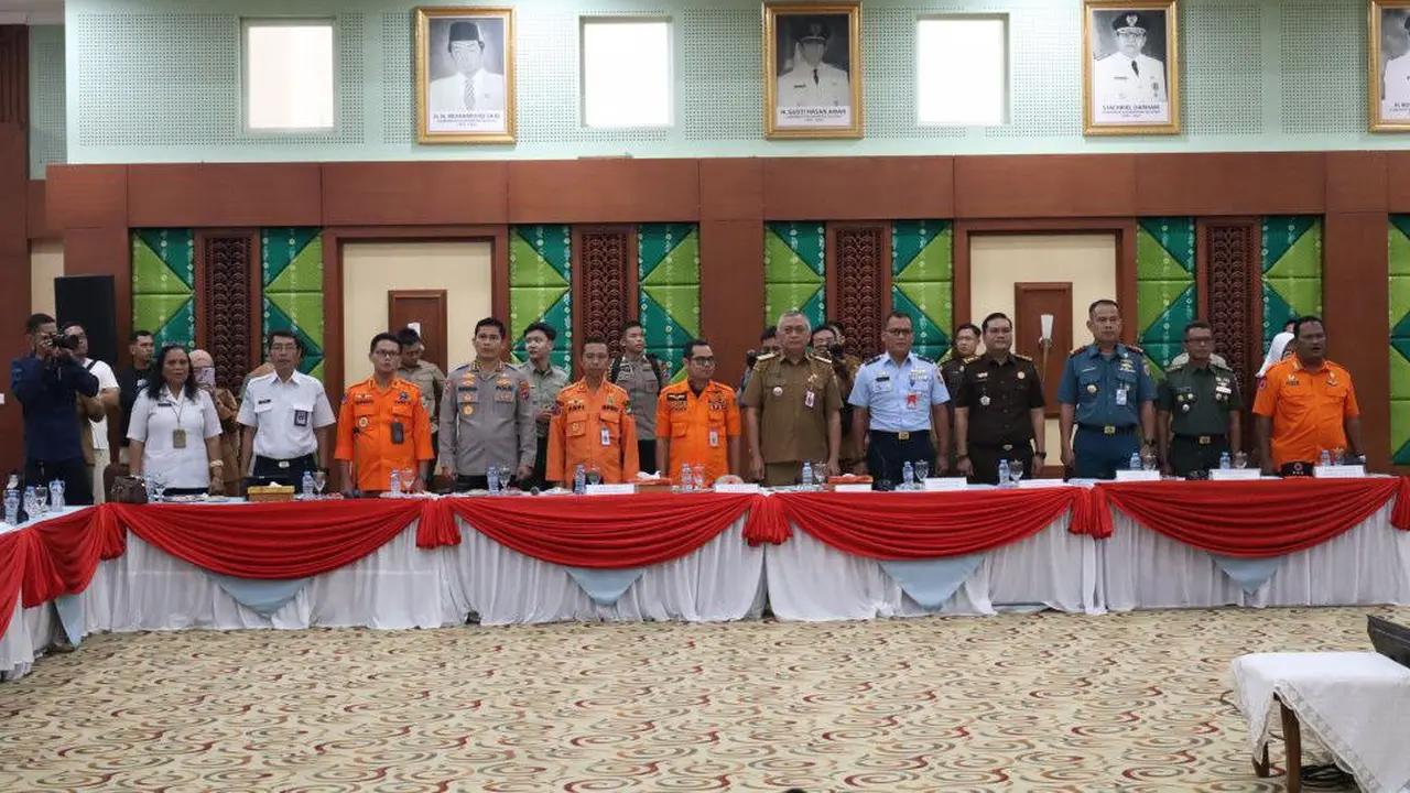 Kalsel Siap Tanggap Karhutla, Gubernur Muhidin Pimpin Rapat Koordinasi Penetapan Status Siaga