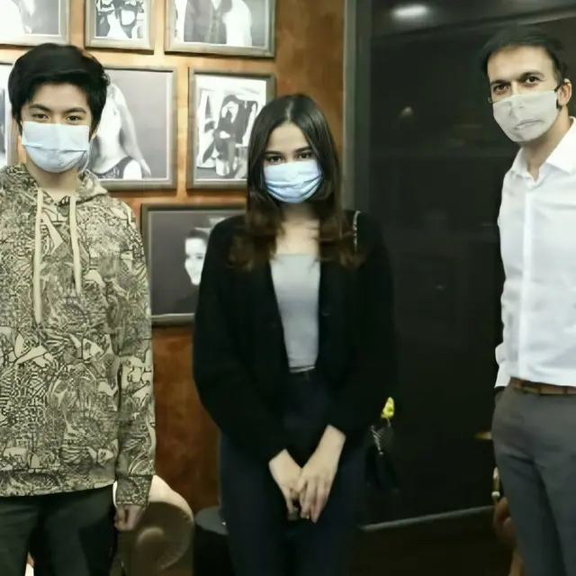6 Potret Kebersamaan Syifa Hadju dan Angga Yunanda yang Main Series Bareng