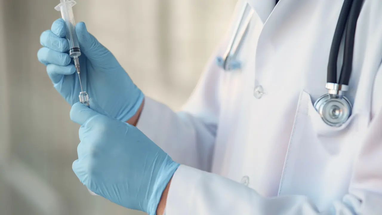 Sebanyak 4,7 Juta Dosis Vaksin Covovax dan Pfizer Tiba di Indonesia
