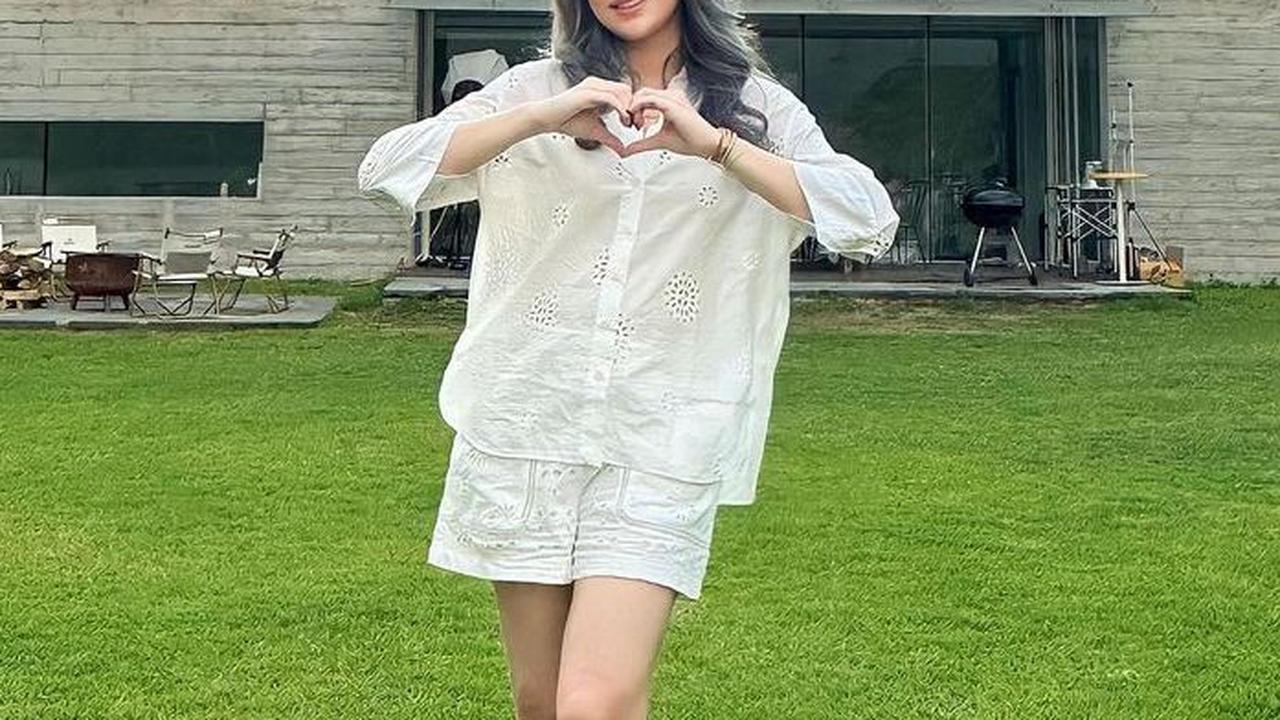 Tak hanya itu, dirinya juga mendatangi lokasi syuting BTS In The Soop 1 lho.