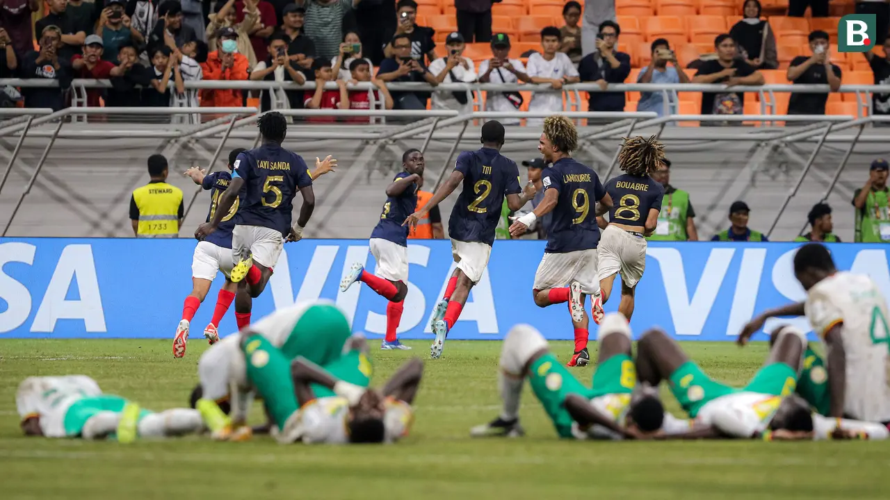 Foto: Aksi Heroik Paul Argney saat Adu Penalti Bawa Timnas Prancis U-17 Singkirkan Senegal dan Lolos ke Perempat Final Piala Dunia U-17 2023