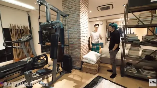 6 Potret Rumah Mewah Baim Wong, Punya Ruangan Khusus Kucing
