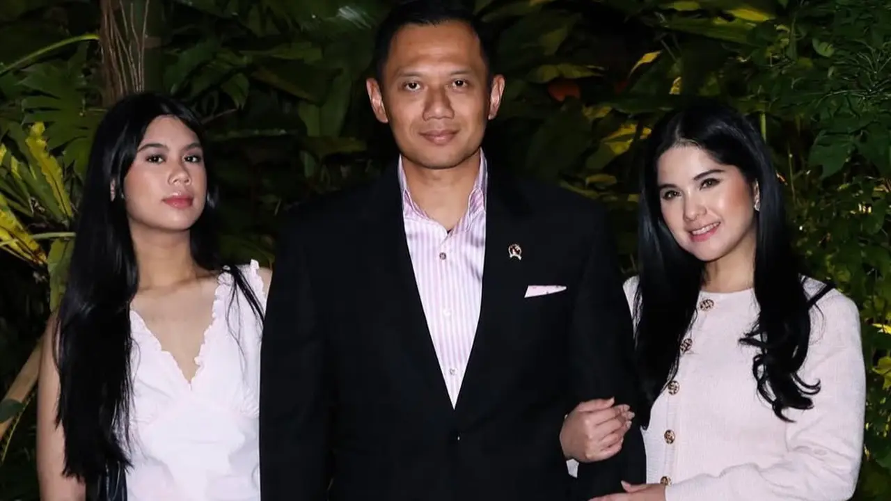 Almira saat Makan Malam Anniversary Pernikahan Orangtuanya, Annisa Pohan dan AHY ke-20