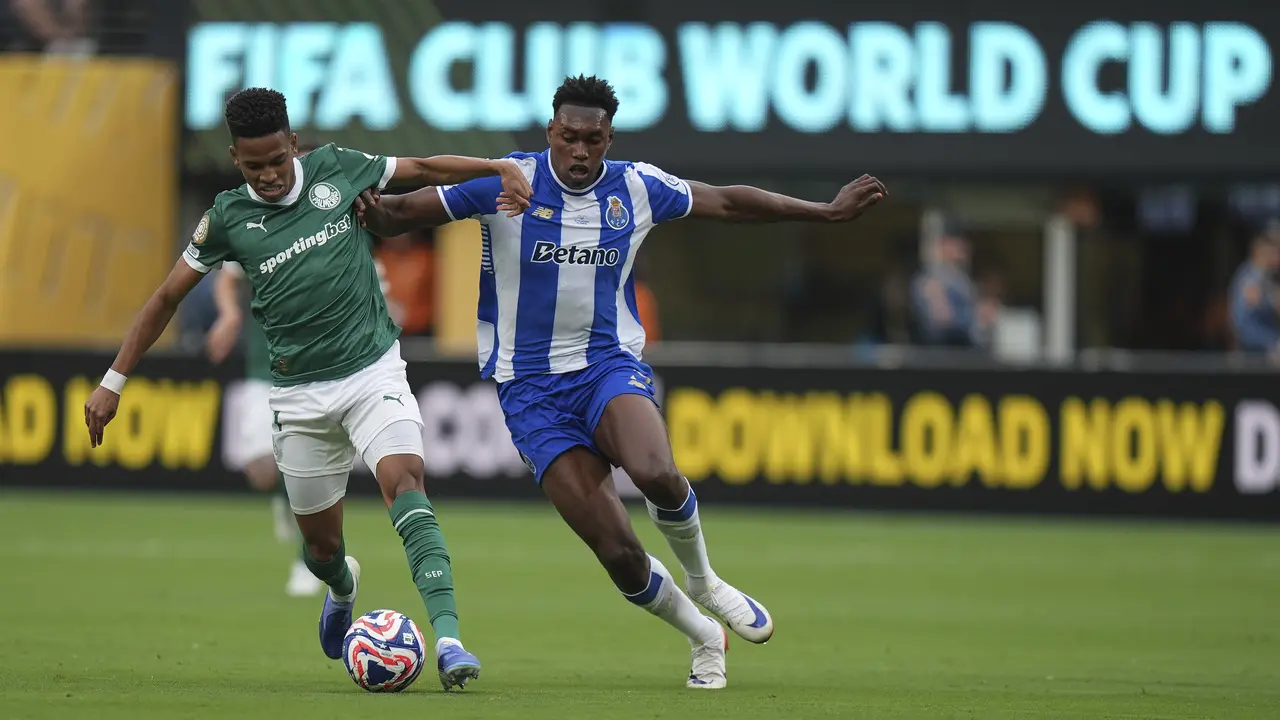 Estevao, Palmeiras, Samu Aghehowa, Porto