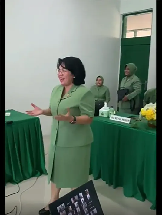 <p>Joy Tobing Ibu Persit (instagram/pers.itbengpus)</p>