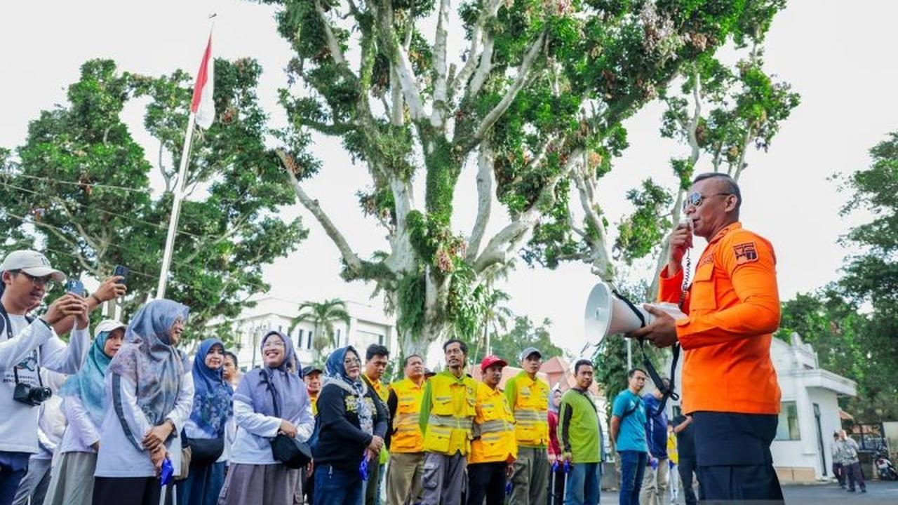 Jumat Bersih, Pemkot Bogor Intensifkan Penertiban Pohon di Pusat Kota