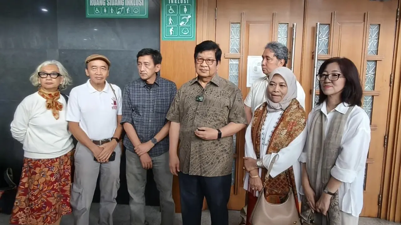 Tokoh yang Ajukan Amicus Curiae untuk Nadiem Makarim