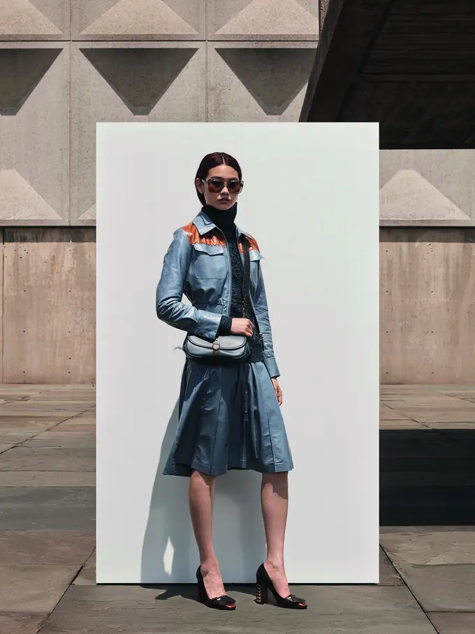 Koleksi modern penuh pernyataan dari Bottega Veneta
