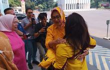 Berbaju Kuning, Airin Datangi Partai Golkar Usai Diusung PDIP di Pilgub Banten