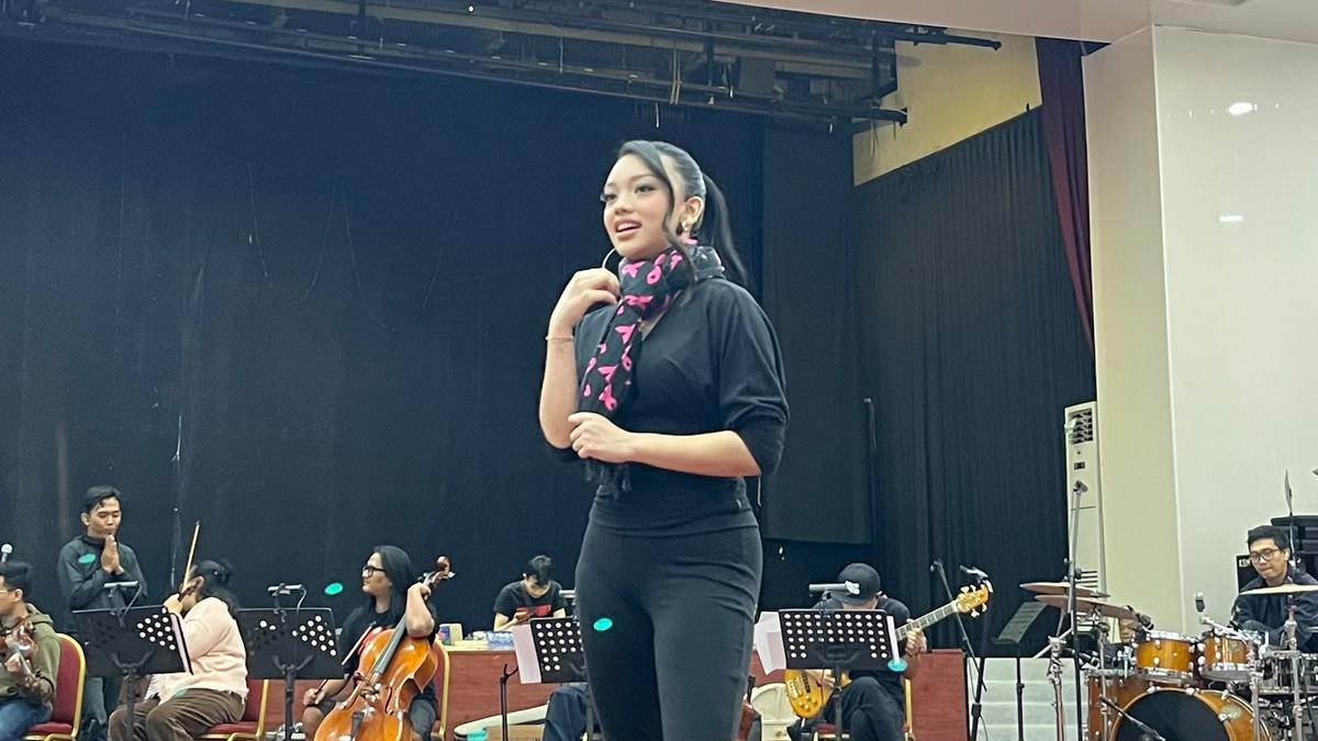 Pesan Naura Ayu untuk Penonton Showcase Cerita Penuh Cahaya